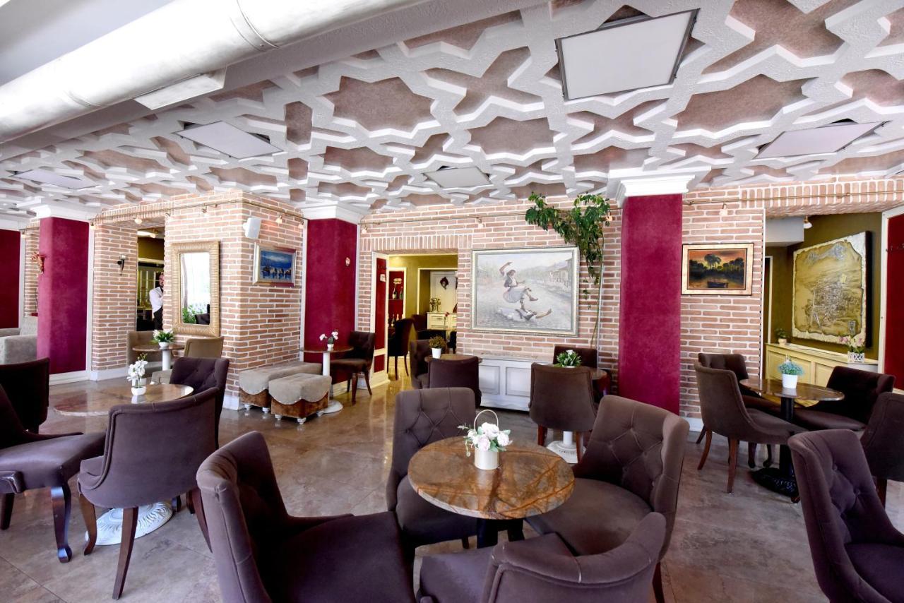 Hotel Hymeti'S Palace Pogradec Kültér fotó