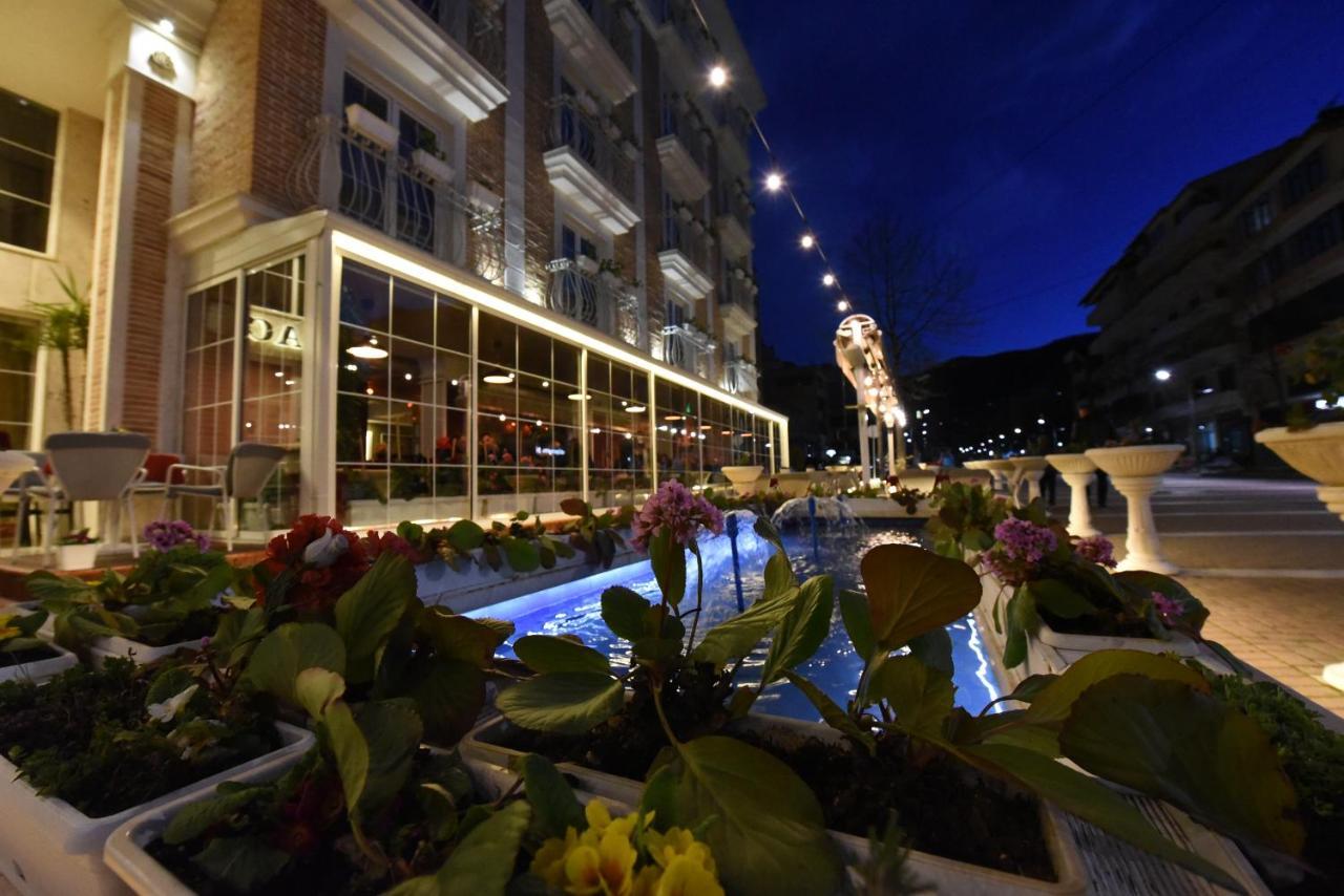 Hotel Hymeti'S Palace Pogradec Kültér fotó
