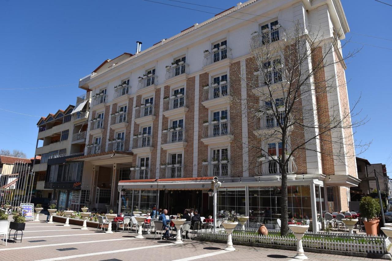 Hotel Hymeti'S Palace Pogradec Kültér fotó
